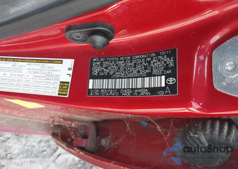 2011 Toyota Prius Three from USA, damaged, VIN JTDKN3DUXB5343722